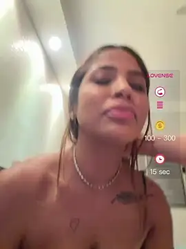 צ'אט XXX בשידור חי של princess___hot