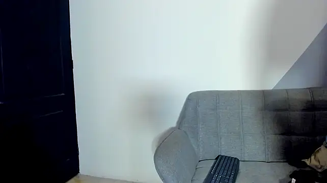 Chat +18 de miaquinnx_ ao vivo
