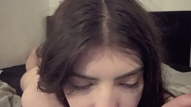 Chat +18 de chloeparadise ao vivo
