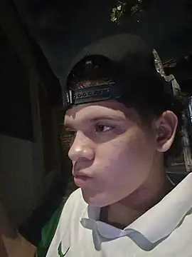 XXX chat uživo modela nilon05