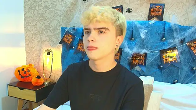 צ'אט XXX בשידור חי של Ian_Stone