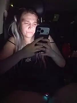 ScarletsWeb's Live XXX Chat