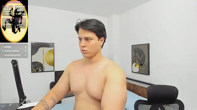 Thom_Ohtanin Live XXX chat