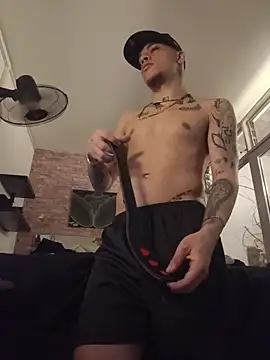 AlphaMasterXxx লাইভ XXX চ্যাট