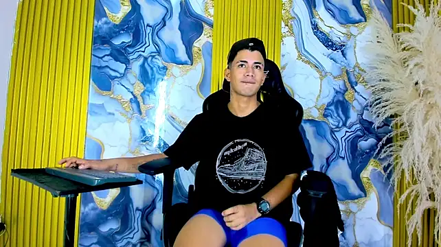 Chat XXX en directo de NIO_KLOUDS_