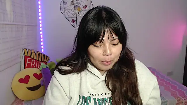 EllieMoonX's Live XXX Chat