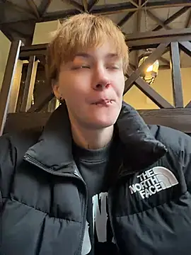 IceMur's Live XXX Chat