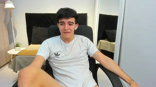 Austinbolt Live XXX Chat