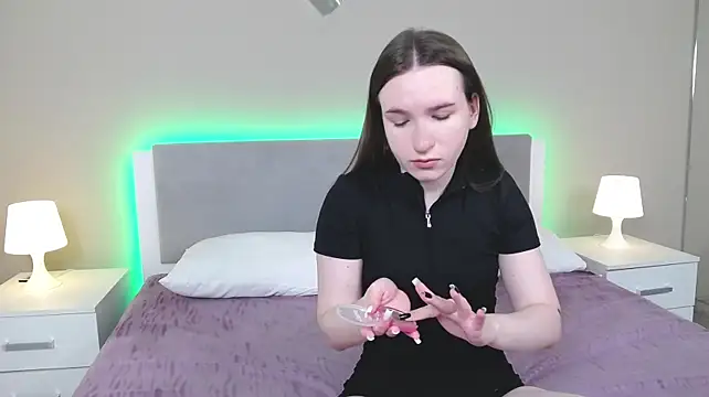 MarliinNova's Live XXX Chat