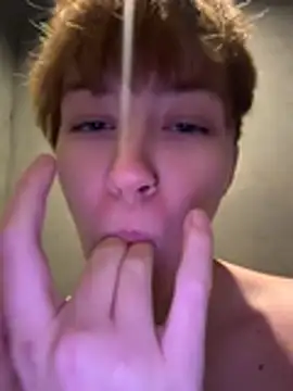XXX chat uživo modela IceMur