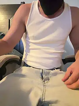 Whiteboii2026's Live XXX Chat