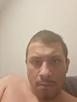 FunSPUNcloudySon's Live XXX Chat