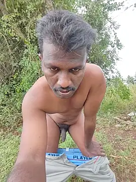 Paramkeerthi's Live XXX Chat