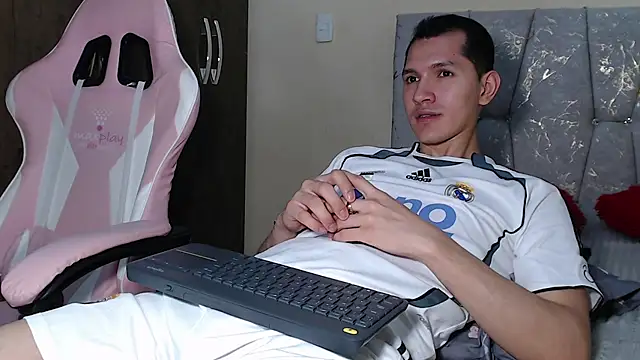 MilanDamian – Naživo XXX chat
