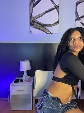 Chat +18 de LiliMorado ao vivo