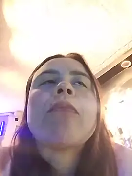 Chat +18 de karlagiraldo198 ao vivo