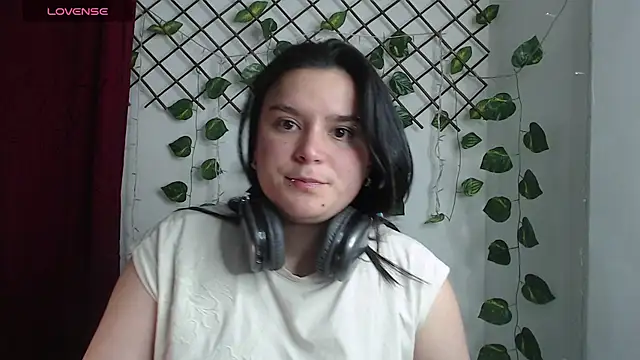 Nika_1_'s Live XXX Chat