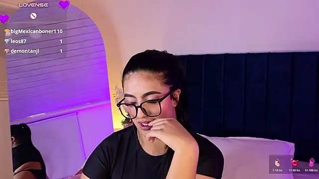 Sara_Blazee's Live XXX Chat