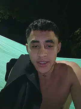 Cris-h Live XXX Chat