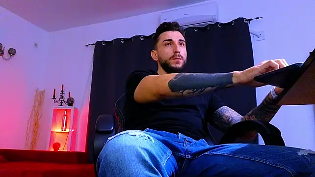 دردشة MightyAaron66 الجنسية المباشرة
