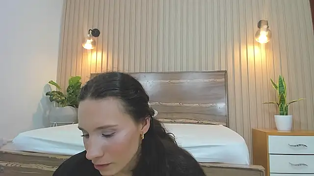 دردشة valeryn__rosse الجنسية المباشرة