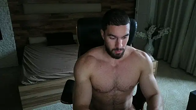 IvanHydee XXX чат на живо