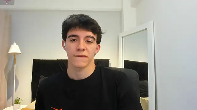Austinbolt: απευθείας συνομιλία ΧΧΧ