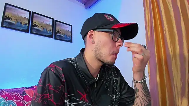 Chatroom XXX en direct de Vlad__night