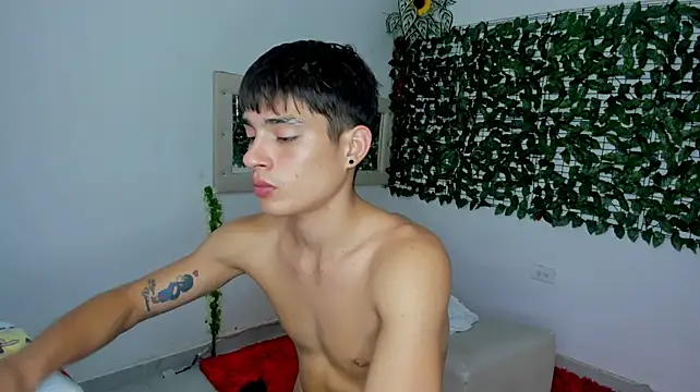 The_beby_guy Chat XXX live