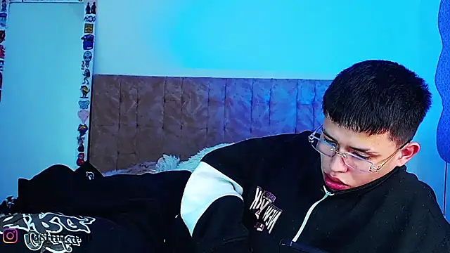 Chatroom XXX en direct de _justinmoon2