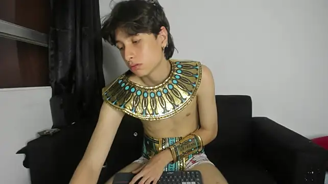 Onion_knight Adlı Modelin Canlı XXX Sohbeti