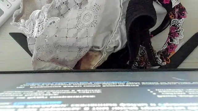 XXX chat uživo modela ailey_chao