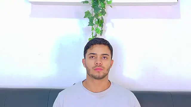 TylerWest_のライブXXXチャット