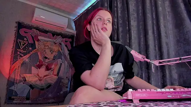 XXX chat uživo modela NattInRed