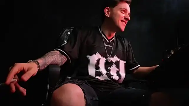 Chat XXX Live FelixStarkk