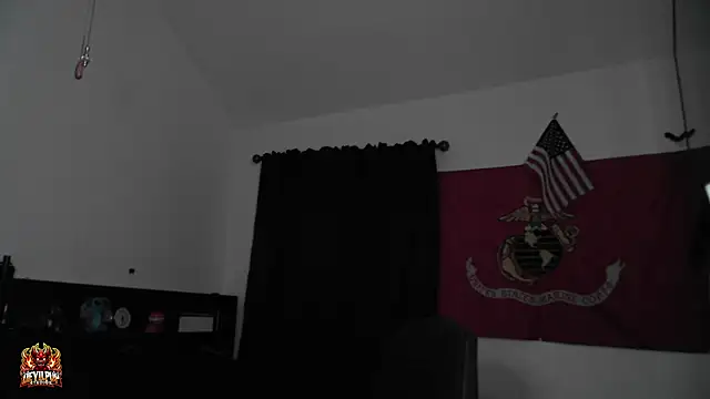 Chatroom XXX en direct de DevilPup75_