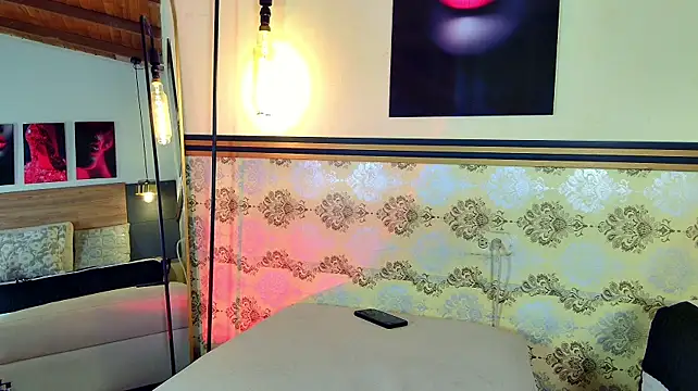 Madissononee's Live XXX Chat