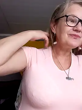 irinamaux Chat XXX in diretta