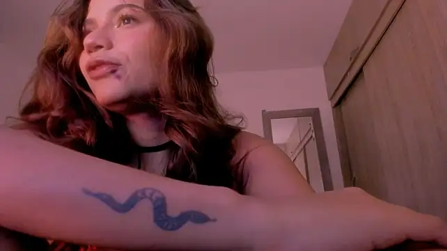 Sweett_Priya Chat XXX in diretta