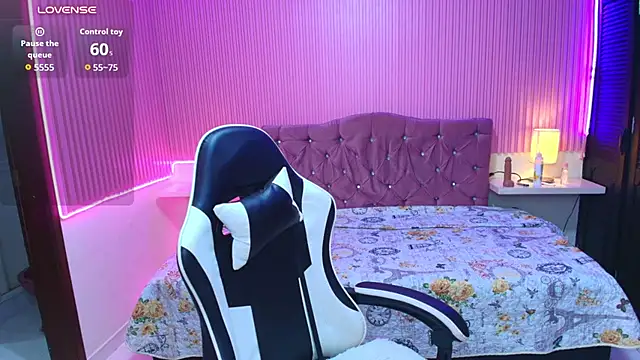 roses_little_ Live XXX-Chat