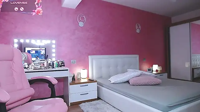 MissKora Chat XXX in diretta