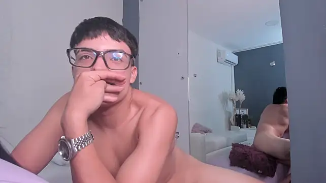 แชท XXX สดของ Space_Productions