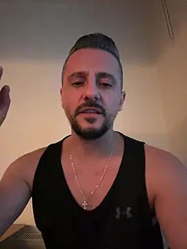 XXX chat uživo modela InsaneMattt