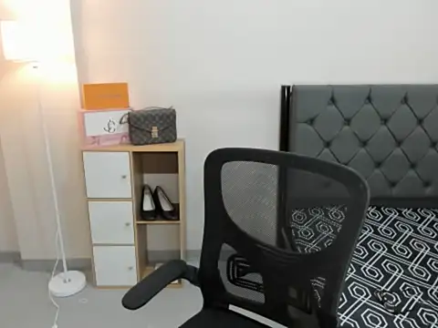 Seductive_rein Live XXX-Chat