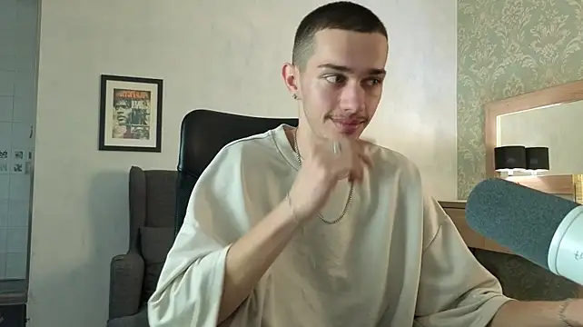 XXX chat uživo modela KaydenDrew