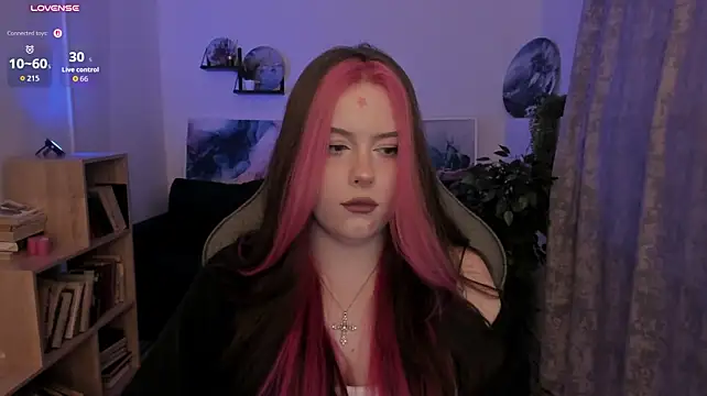 CoraMiel Chat XXX in diretta