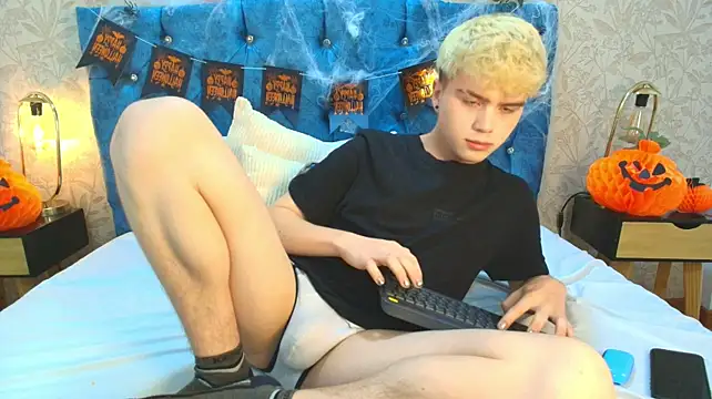 Онлайн чат XXX Ian_Stone