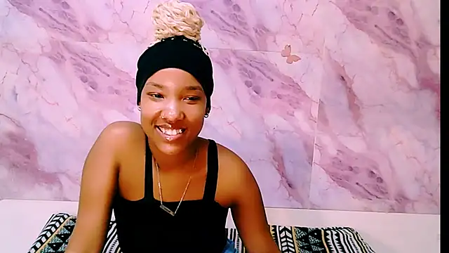 EroticSexyPrada's Live XXX Chat