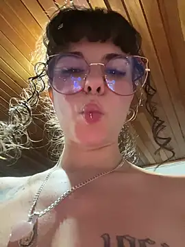 VioletaSubmissive's Live XXX Chat