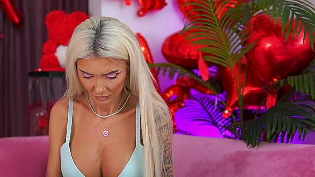 fallingangel Chat XXX live